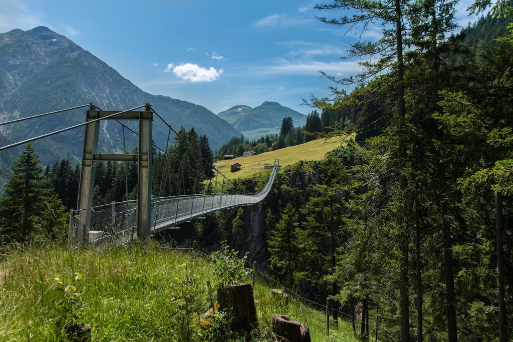 Haus Moosbrugger Otel Bach  Dış mekan fotoğraf